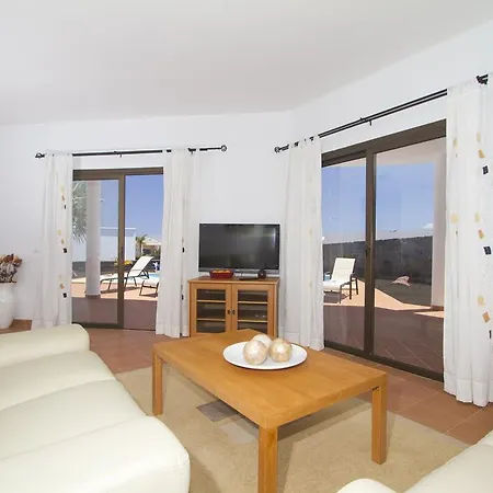 Villa Montana Roja Ii Playa Blanca